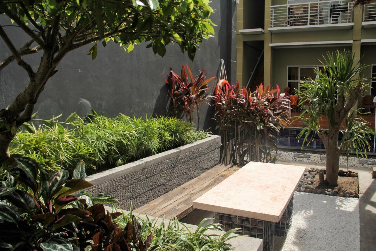 Nuka Beach Inn Kuta Lombok Exterior foto