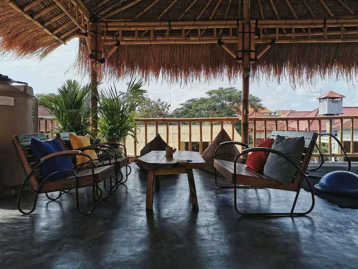 Nuka Beach Inn Kuta Lombok Exterior foto